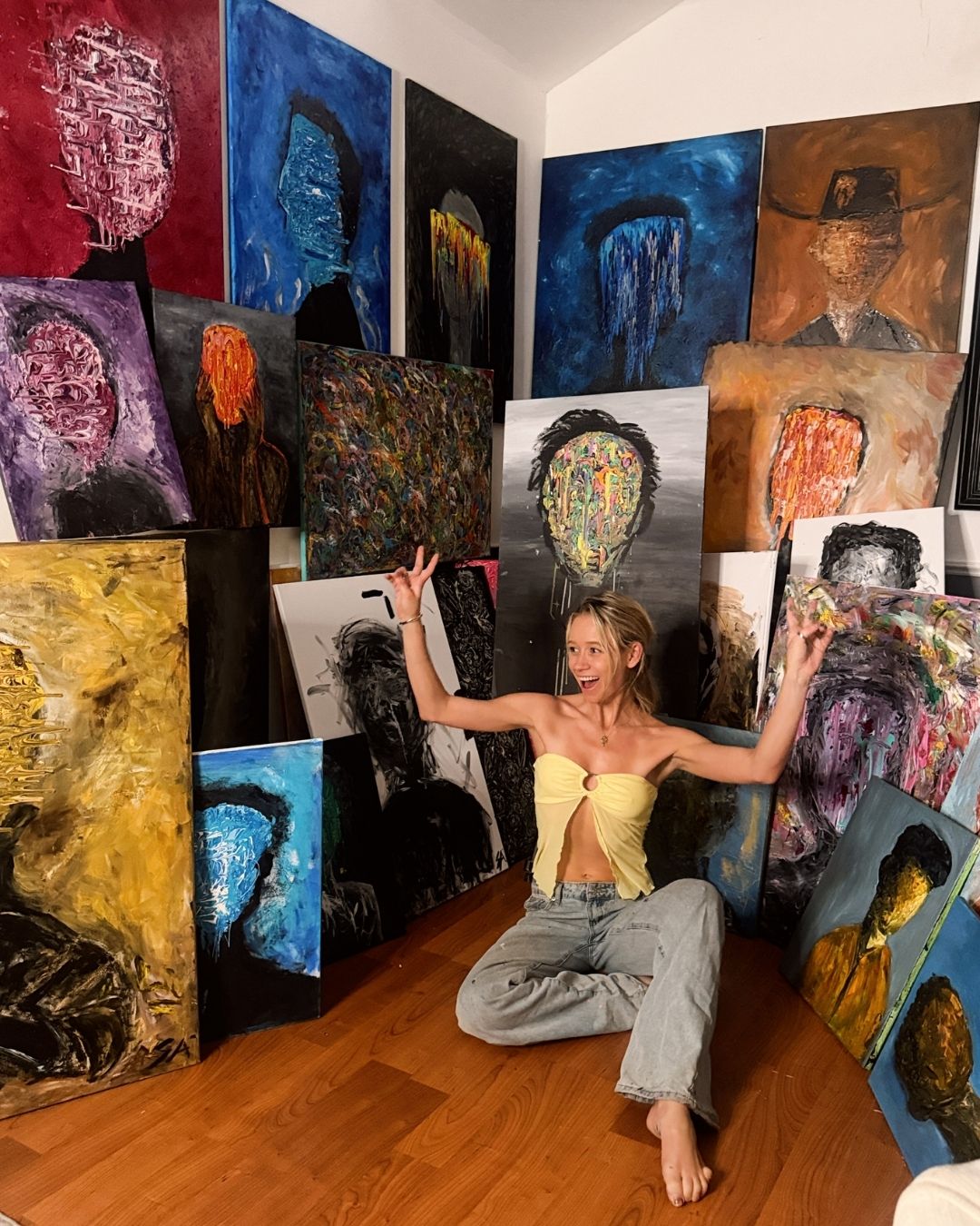 Behind the work 3